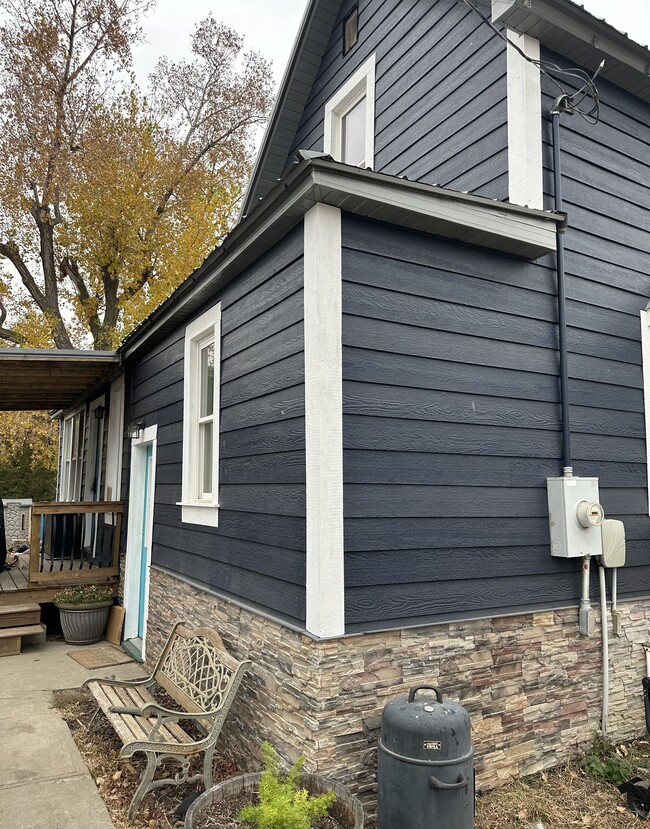 property at 307 N Mary St