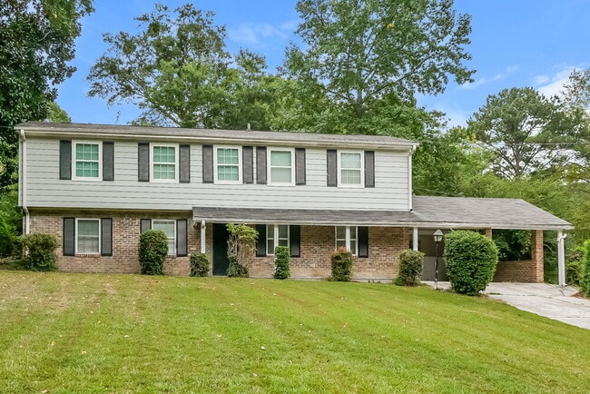 property at 2810 Swansea Ct