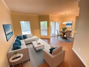 6000 Shepherd Mountain Cove in Austin, TX - Building Photo - Building Photo