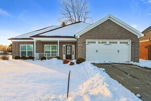 569 Deep Creek Dr in Shepherdsville, KY - Building Photo