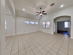 10224 Forest Glade Ct in Conroe, TX - Building Photo - Building Photo