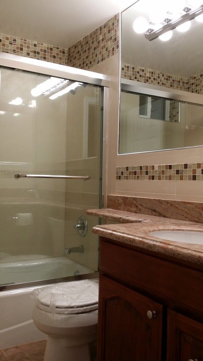 271 Westridge Ave, Unit Inlaw