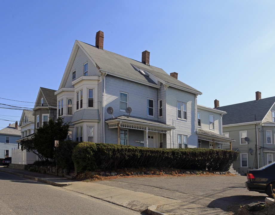 56-58 Harvard St in Waltham, MA - Foto de edificio