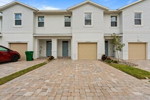 12869 SW Forli Wy in Port St. Lucie, FL - Building Photo