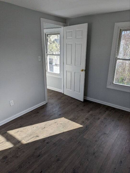 1172 Wyoming Ave in Exeter, PA - Building Photo