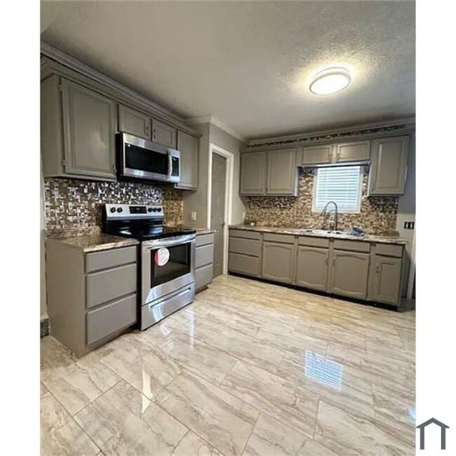 property at 216 E 33rd St