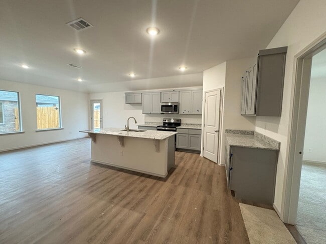 2610 S CR-1103 in Midland, TX - Building Photo - Building Photo