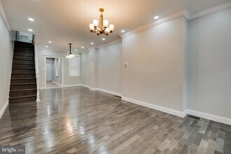 1210 N Howard St in Philadelphia, PA - Building Photo - Building Photo