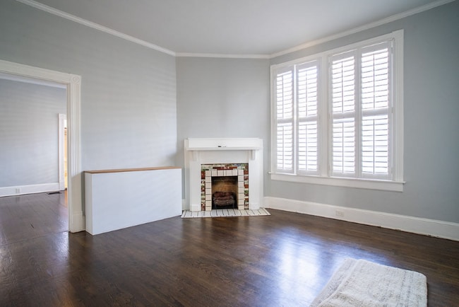 758 Lake Ave NE in Atlanta, GA - Foto de edificio - Building Photo