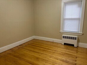 51 Hamlin St, Unit 1 in Providence, RI - Building Photo - Building Photo