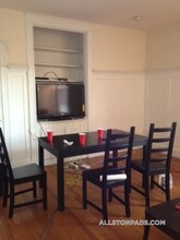 1130 Commonwealth Ave in Boston, MA - Building Photo - Building Photo