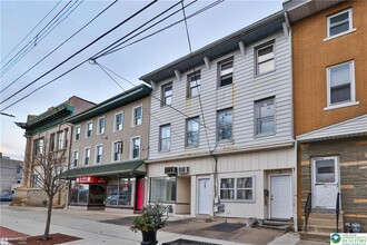 423 Front St in Catasauqua, PA - Building Photo - Building Photo