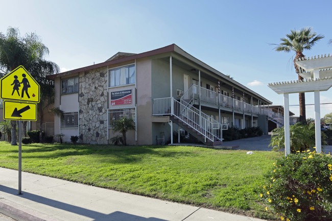 The Arbors At Miramonte in San Bernardino, CA - Foto de edificio - Building Photo