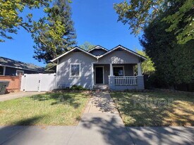 2153 7th Ave in Sacramento, CA - Building Photo