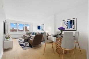 45 W 139th St, Unit 11M in New York, NY - Building Photo