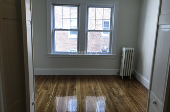 154 Summer St, Unit 8R in Somerville, MA - Building Photo - Building Photo