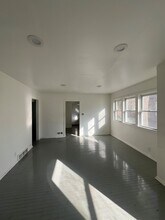 2272 Avon St in Saginaw, MI - Building Photo - Building Photo