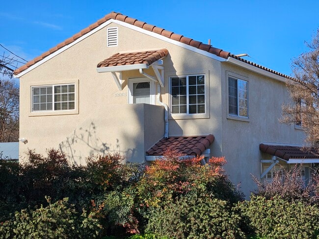 property at 1001 Stoddard Ave