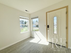 2263 SW Lazuli St in Port Orchard, WA - Building Photo - Building Photo