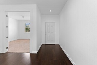 208 Magna Ln in Liberty Hill, TX - Building Photo - Building Photo