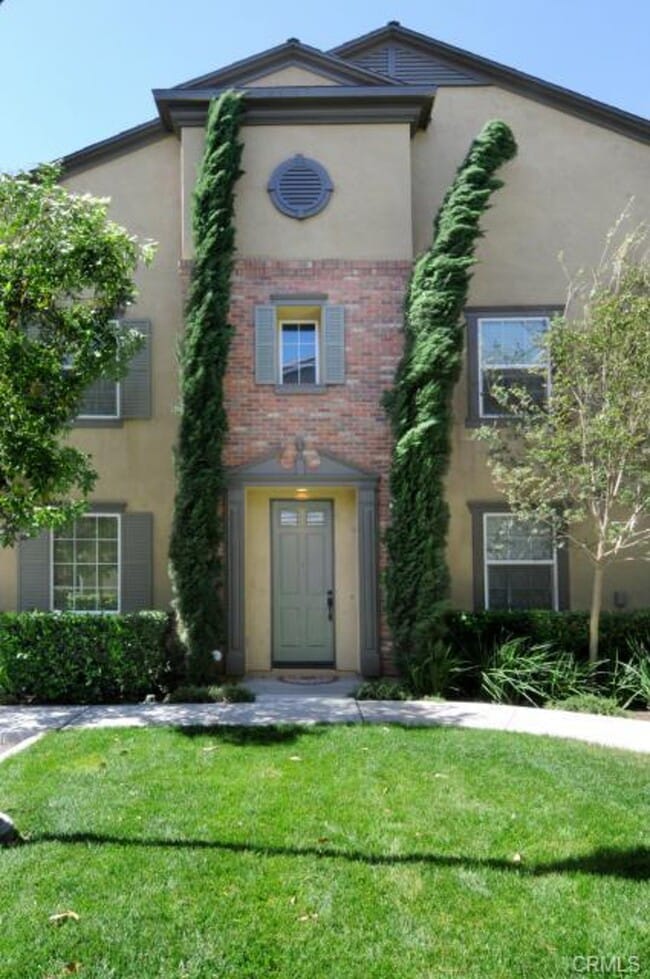 property at 15213 Linden Way