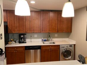 19 Bow St, Unit 17-21 in Somerville, MA - Building Photo - Building Photo