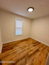 128 King St in Nutley, NJ - Building Photo - Building Photo