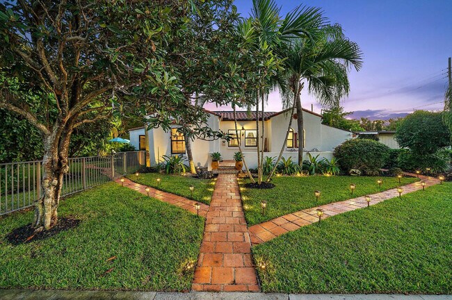 400 33rd St in West Palm Beach, FL - Building Photo - Building Photo