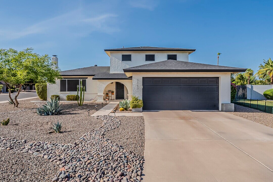 2163 S Las Flores in Mesa, AZ - Building Photo