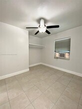330 NE 70th St in Miami, FL - Building Photo - Building Photo