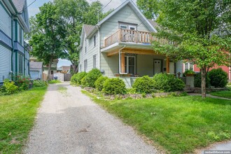 408 E Pacific St-Unit -408 E Pacific St. in Appleton, WI - Building Photo - Building Photo