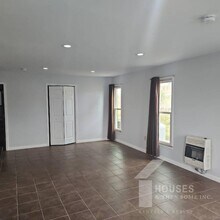 4612 Moorefield Memorial Hwy in Pickens, SC - Building Photo - Building Photo