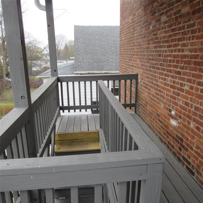 29 Taylor Ave in Poughkeepsie, NY - Building Photo - Building Photo