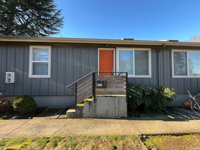 property at 4725 NE 50th Pl