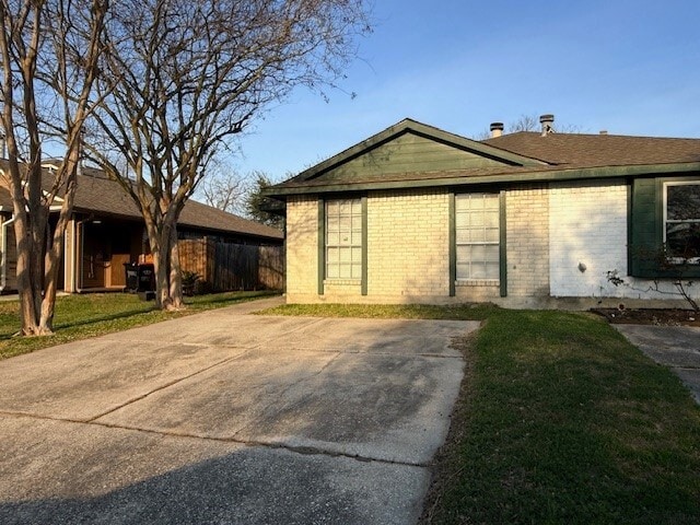 property at 10030 Rosbrook Dr