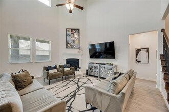 11222 Hawks Lndg Dr in Aubrey, TX - Building Photo - Building Photo