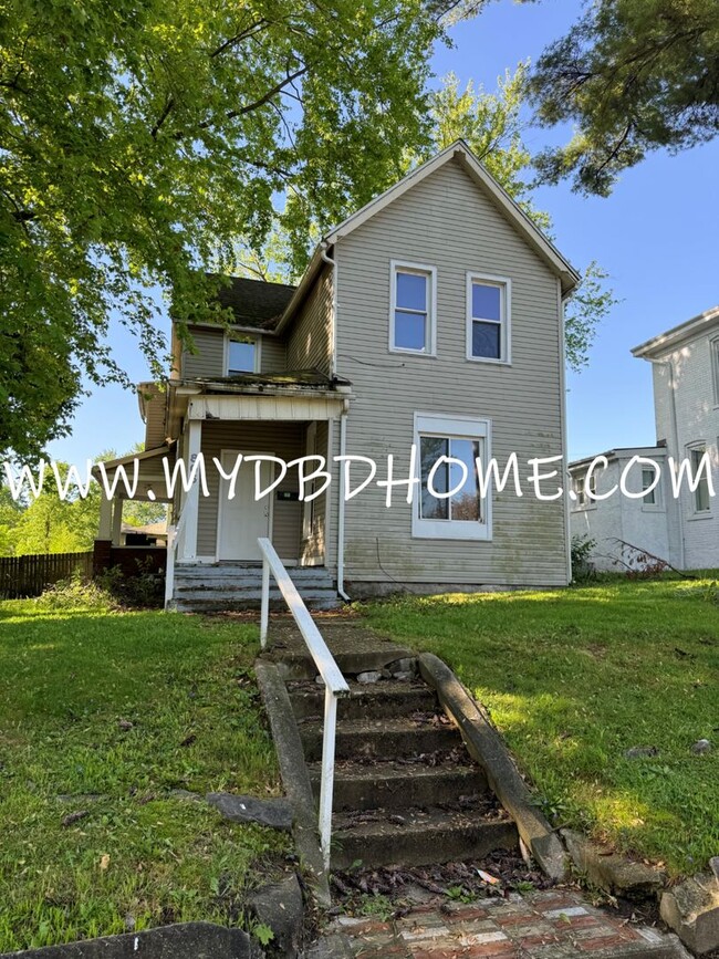 property at 805 Belle Ave