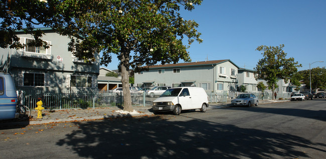 1741-1795 Welch Avenue in San Jose, CA - Building Photo - Building Photo