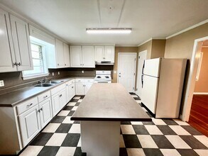 107 Woodland Cir in Troy, AL - Building Photo - Building Photo