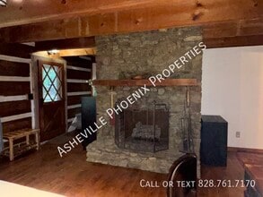 14 Canyon Cv in Candler, NC - Building Photo - Building Photo