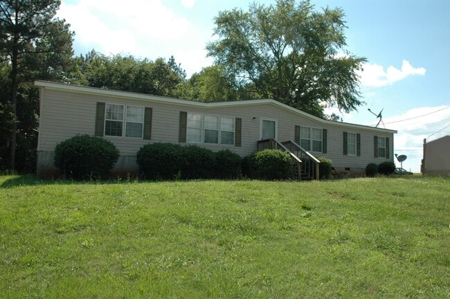 property at 1451 Columbus Rd