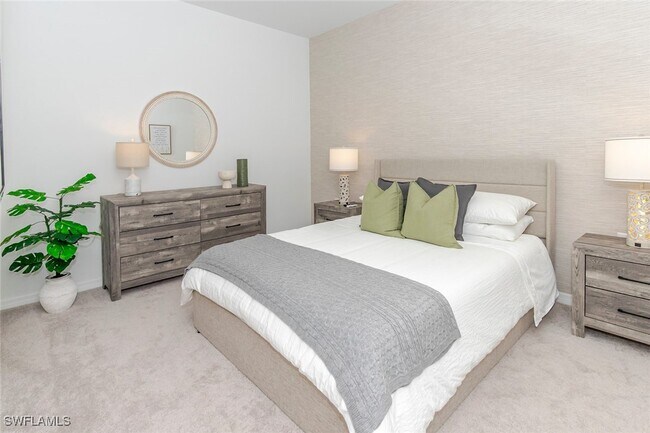 property at 5527 Double Eagle Cir