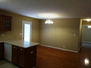 1648 Cedar Springs Cir in Clarksville, TN - Building Photo - Building Photo