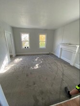 13 Lawrence St, Unit 1 in Oswego, NY - Building Photo - Building Photo