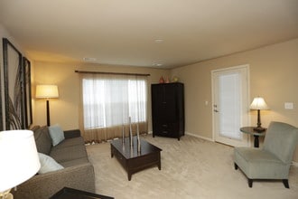 The Orchards in Kansas City, MO - Building Photo - Interior Photo