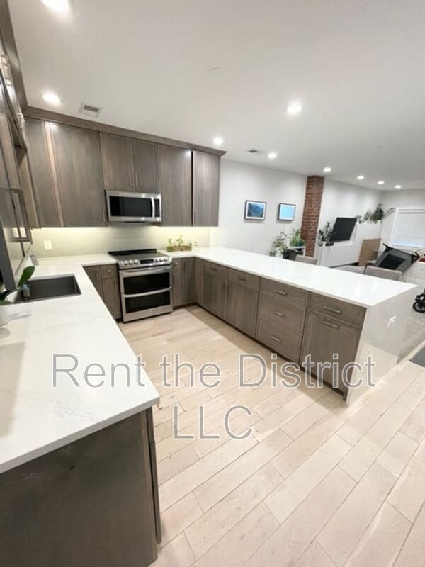 1316 Staples St NE in Washington, DC - Building Photo - Building Photo