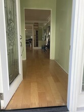 6412 Fountain Ave, Unit 6412 in Los Angeles, CA - Building Photo - Building Photo