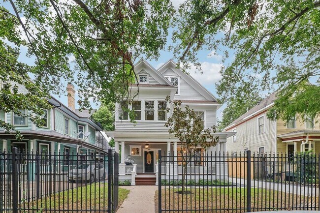 412 Hawthorne St in Houston, TX - Building Photo - Building Photo