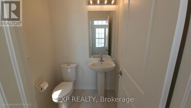 2912 Starlight Dr in Pickering, ON - Building Photo - Building Photo