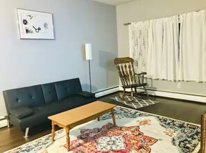 41 Reilly Ct, Unit 1 in Metuchen, NJ - Building Photo - Building Photo
